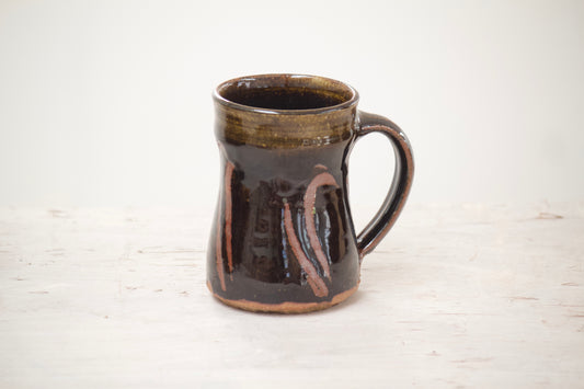 Tenmoku Tankard with Finger Brush